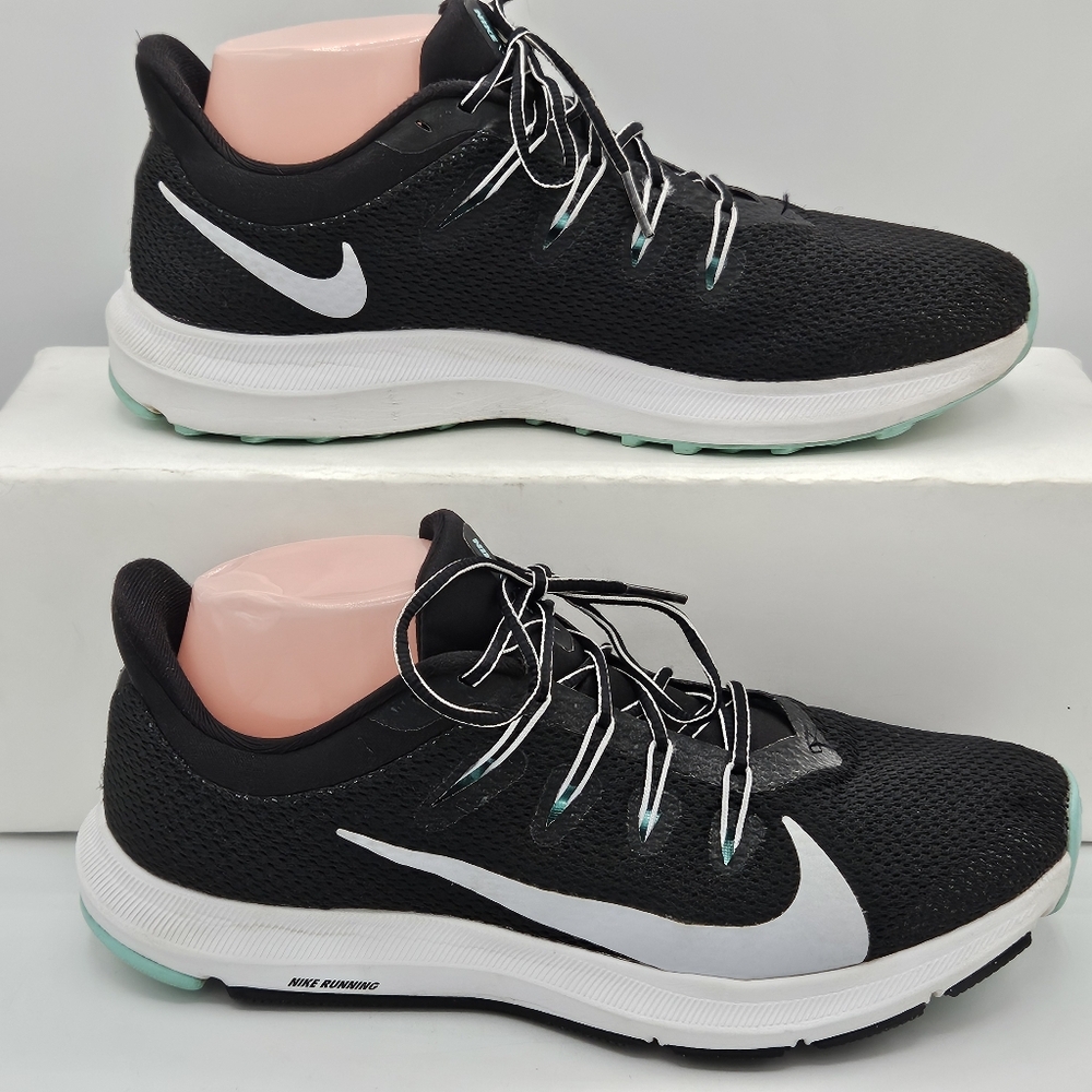 Nike Quest 2 running shoes size 10
